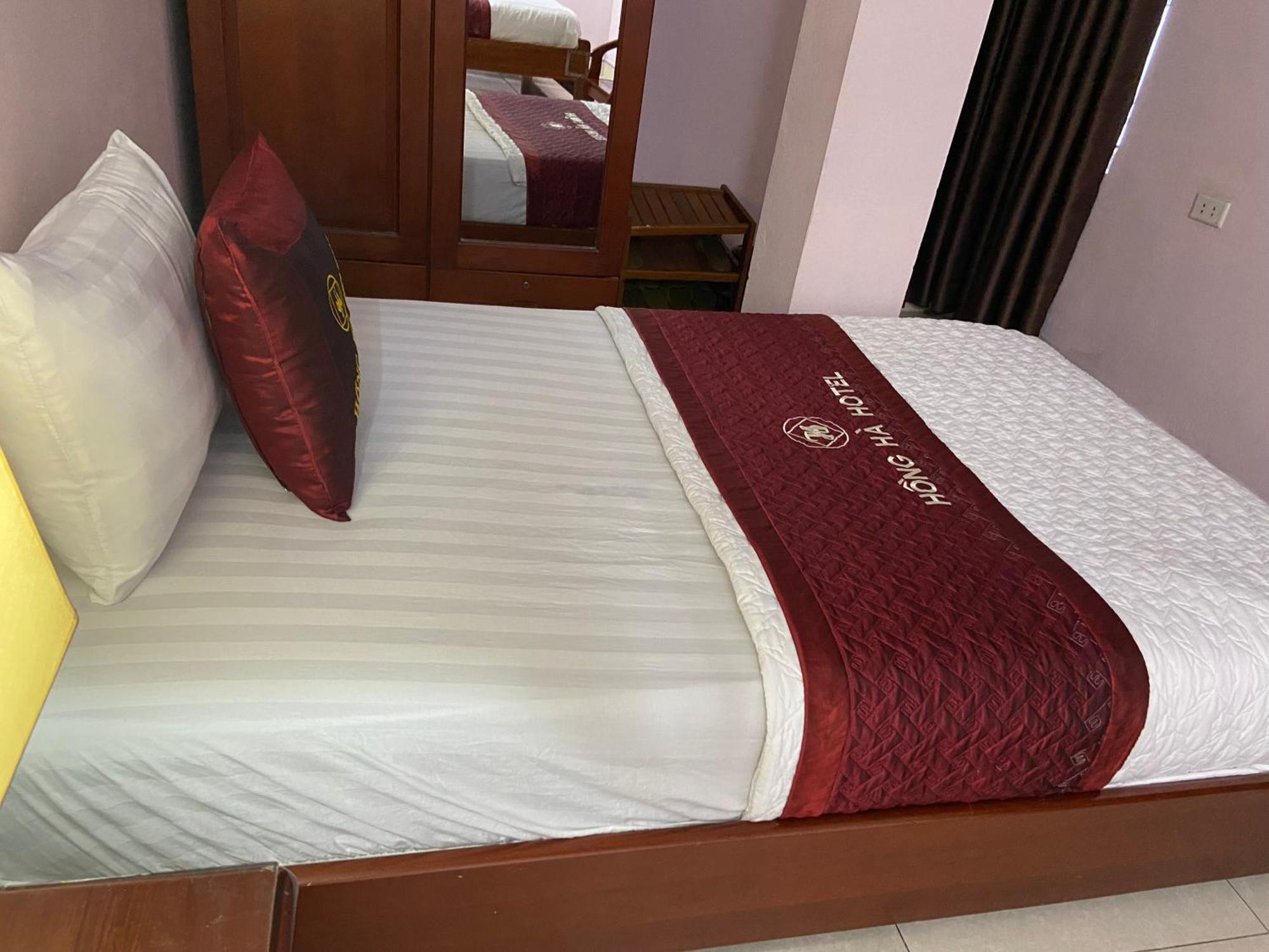 Hong Ha Airport Hotel Thach Loi Eksteriør bilde